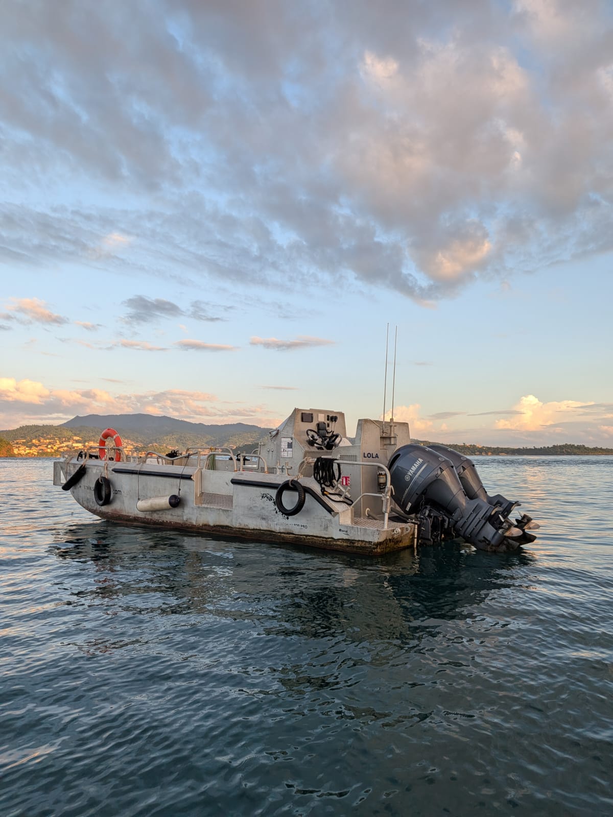 Bateau Lola